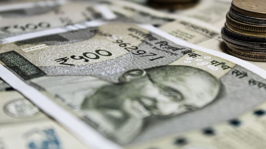 UP Government Increases DA hike by 2% for Employees – Relief for 16 Lakh Workers"